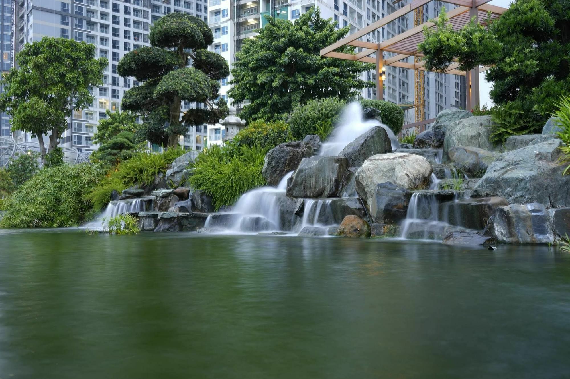 The Berry Vinhomes Luxury Apartments Thành Pho Ho Chí Minh Esterno foto